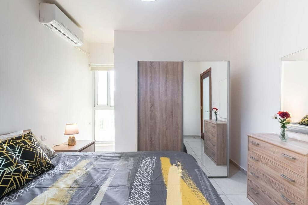 Cozy Apartment, Close To The Sea C4 خليج سانت بول المظهر الخارجي الصورة
